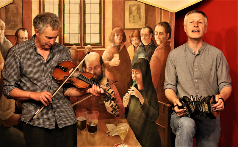 Mat and Andy at the Black Diamond folk club, Birmingham, 2019.